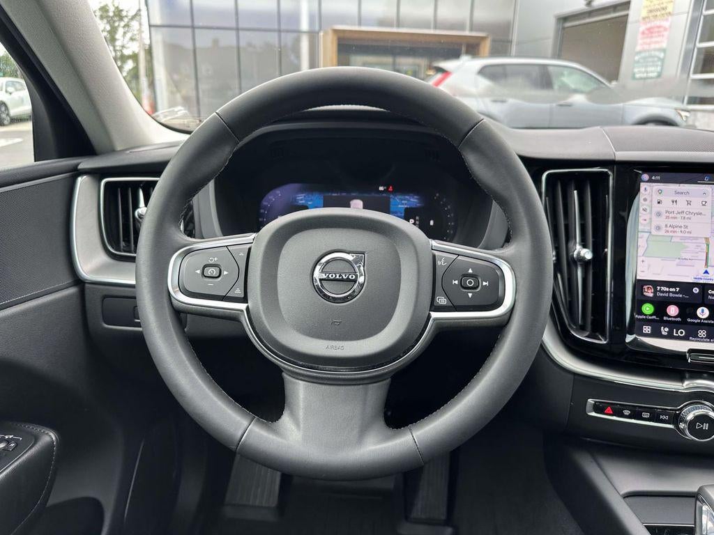 2024 Volvo XC60 B5 Core Dark Theme