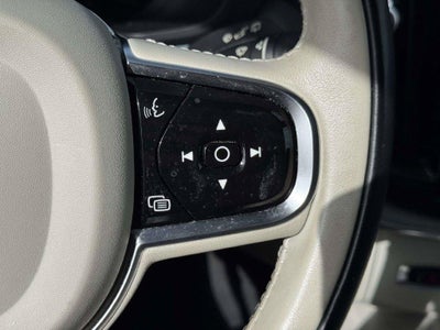 2024 Volvo XC60 B5 Core Dark Theme
