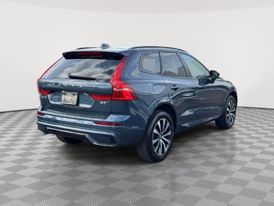 2024 Volvo XC60 B5 Core Dark Theme