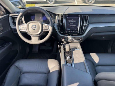 2024 Volvo XC60 B5 Core Dark Theme