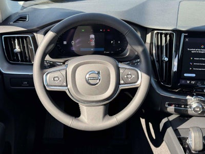 2024 Volvo XC60 B5 Core Dark Theme