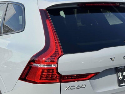 2024 Volvo XC60 B5 Core Dark Theme