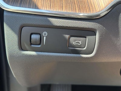 2022 Volvo Xc60 B5 Momentum