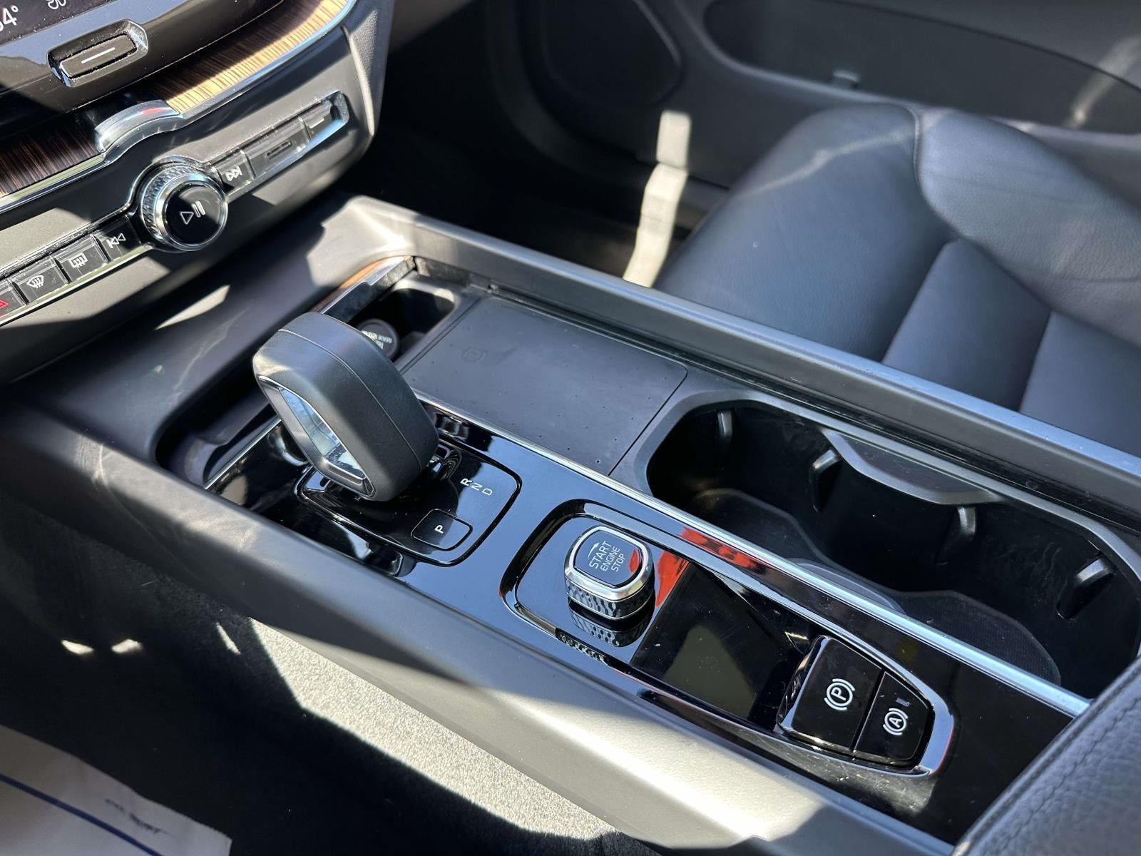 2022 Volvo Xc60 B5 Momentum
