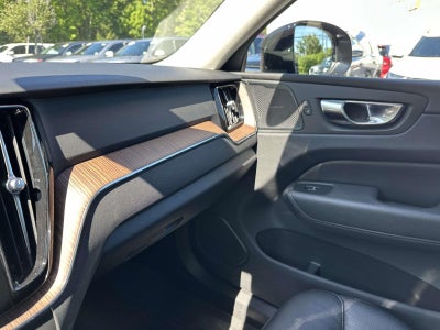 2022 Volvo Xc60 B5 Momentum
