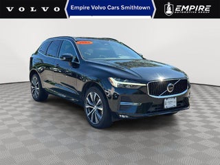 2022 Volvo XC60 B5 Momentum