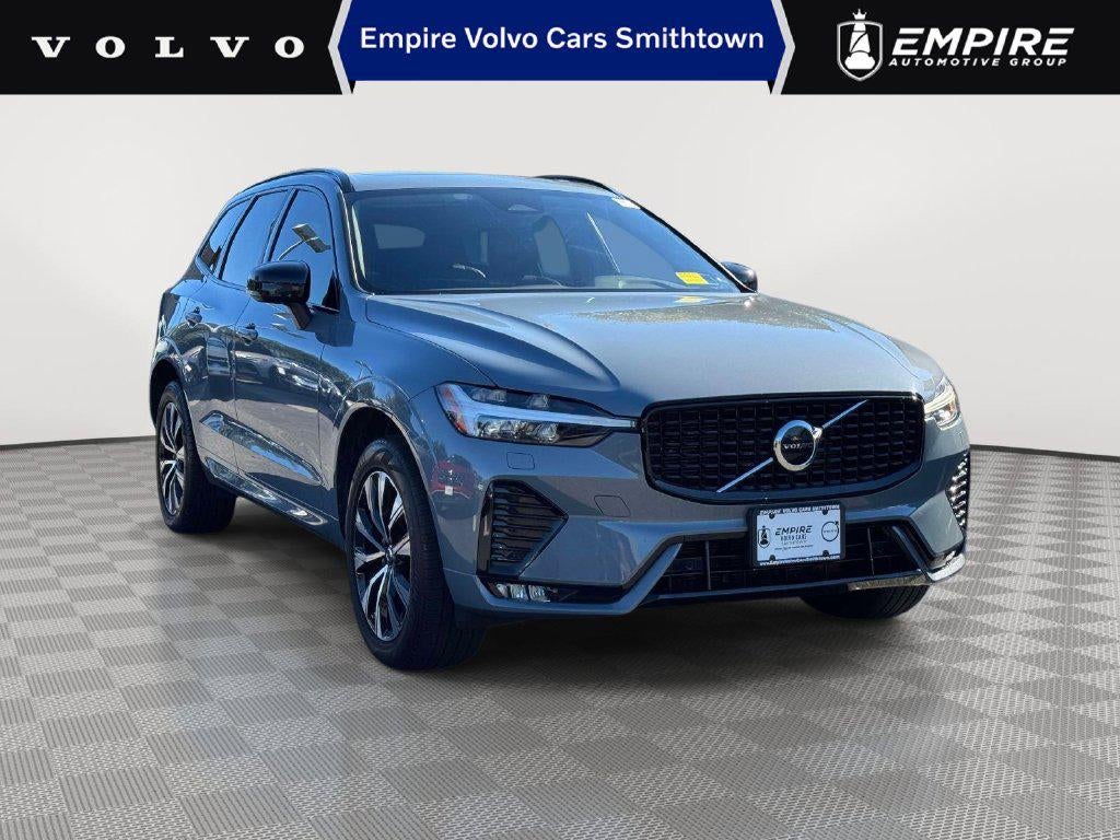 2024 Volvo XC60 B5 Core Dark Theme