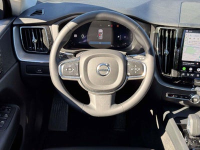 2024 Volvo XC60 B5 Core Dark Theme