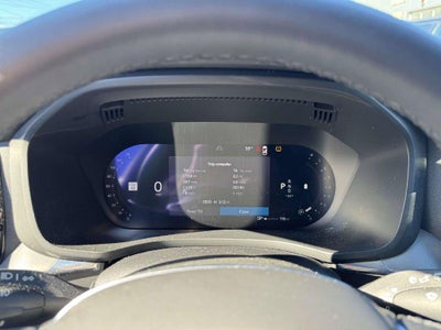 2024 Volvo XC60 B5 Core Dark Theme