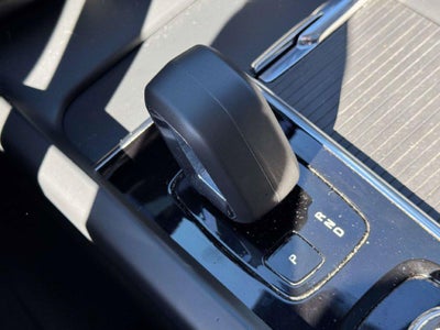 2024 Volvo XC60 B5 Core Dark Theme