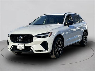 2024 Volvo XC60 B5 Plus Dark Theme