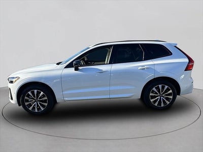 2024 Volvo XC60 B5 Plus Dark Theme