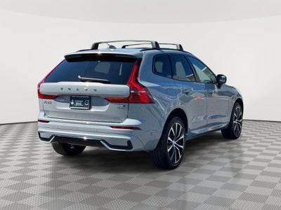 2024 Volvo XC60 B5 Plus Dark Theme