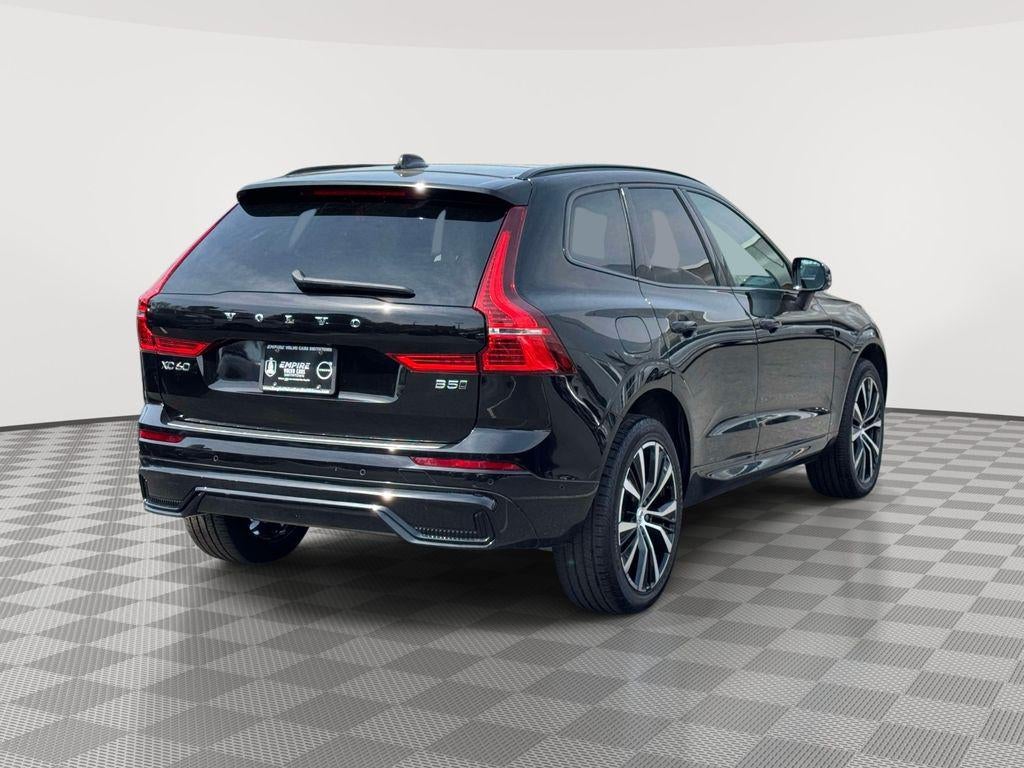 2024 Volvo XC60 B5 Plus Dark Theme
