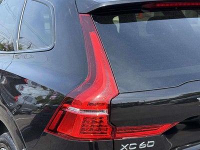 2024 Volvo XC60 B5 Plus Dark Theme