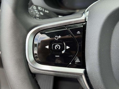 2024 Volvo XC60 B5 Plus Dark Theme