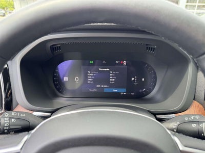 2024 Volvo XC60 B5 Plus Dark Theme