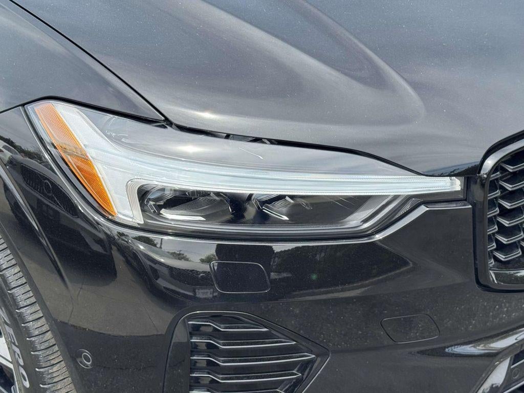 2024 Volvo XC60 B5 Plus Dark Theme