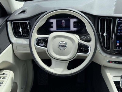 2024 Volvo XC60 B5 Plus Dark Theme