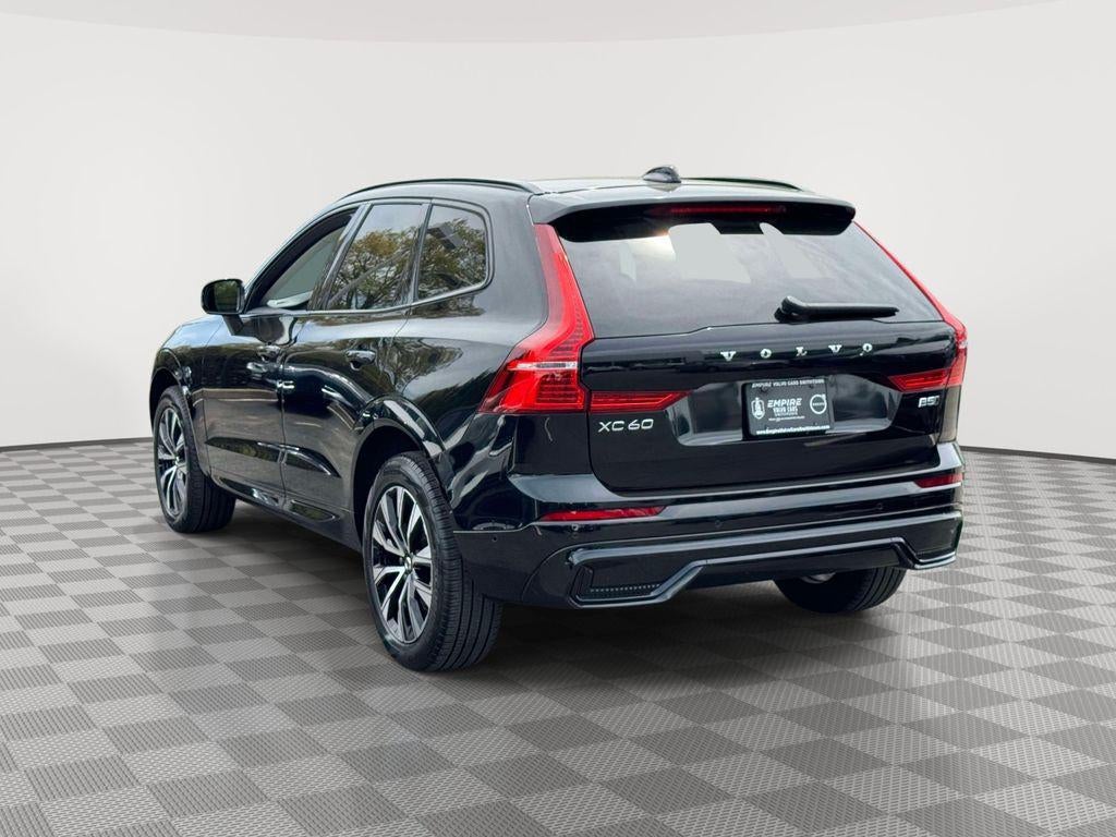 2024 Volvo XC60 B5 Plus Dark Theme
