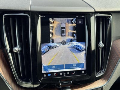 2024 Volvo XC60 B5 Plus Dark Theme