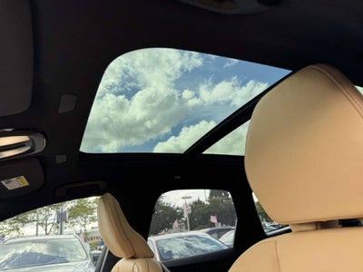2024 Volvo XC60 B5 Ultimate Dark Theme