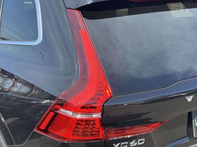 2023 Volvo XC60 B5 Plus Bright Theme