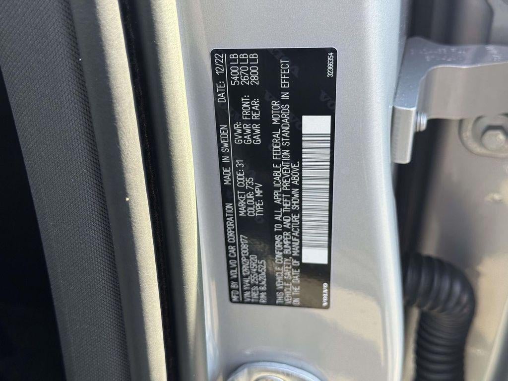 2023 Volvo XC60 B5 Plus Bright Theme