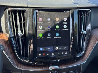 2023 Volvo XC60 B5 Plus Bright Theme