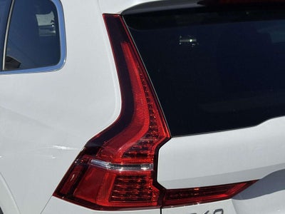 2023 Volvo XC60 B5 Plus Bright Theme