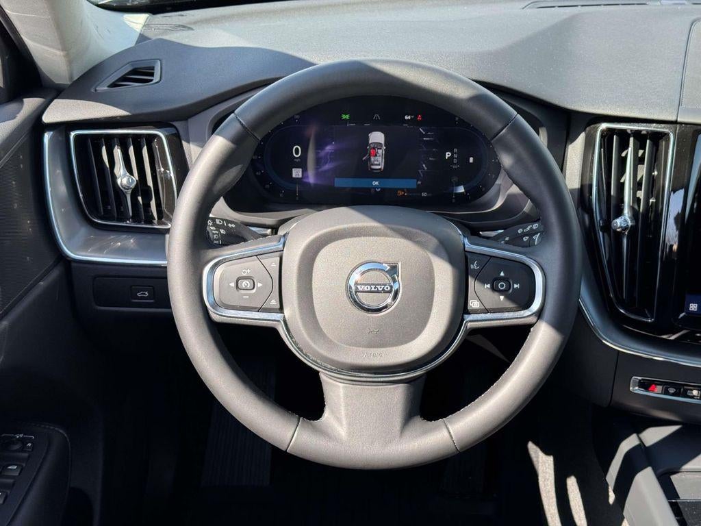 2023 Volvo XC60 B5 Core