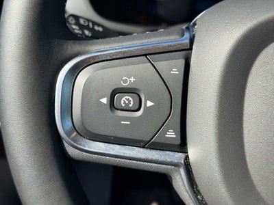 2023 Volvo XC60 B5 Core