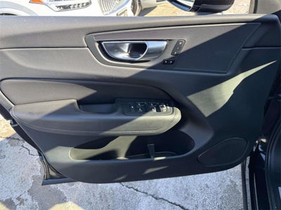 2023 Volvo XC60 B5 Core