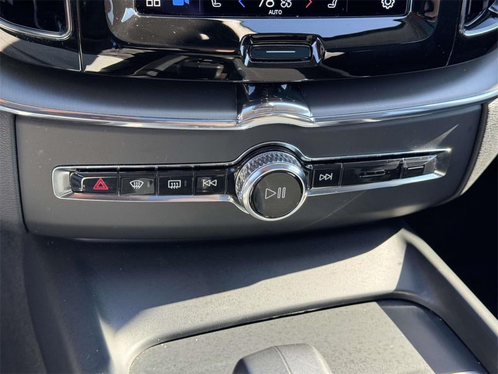 2023 Volvo XC60 B5 Core