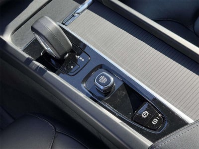 2023 Volvo XC60 B5 Core