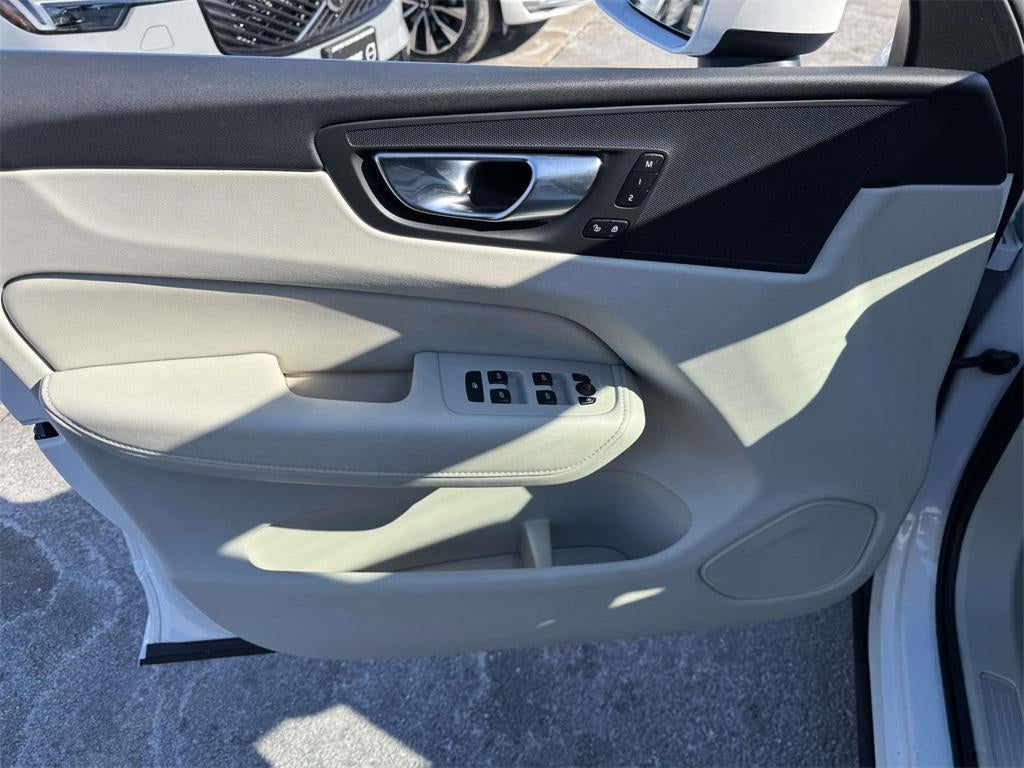 2023 Volvo XC60 B5 Core