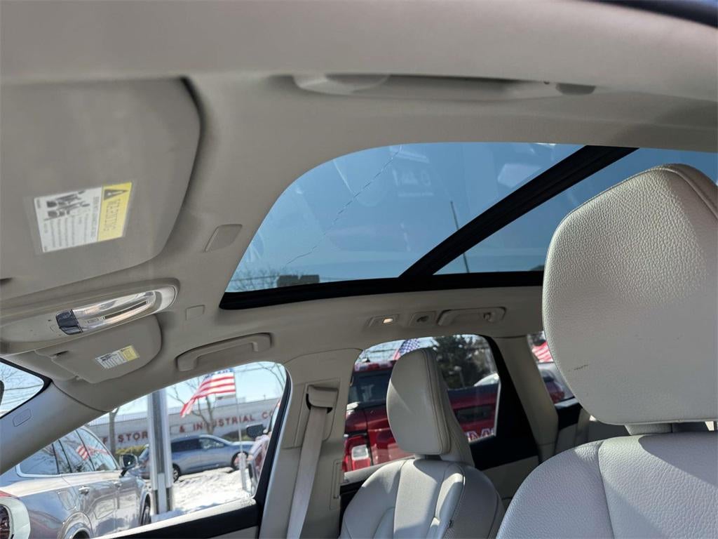 2023 Volvo XC60 B5 Core