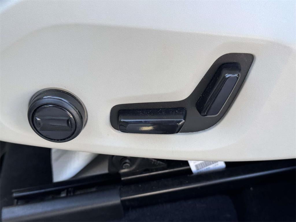 2023 Volvo XC60 B5 Core