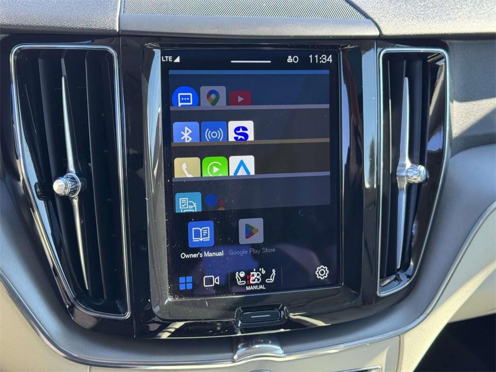 2023 Volvo XC60 B5 Core