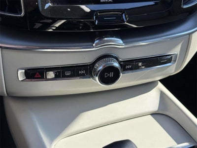 2023 Volvo XC60 B5 Core