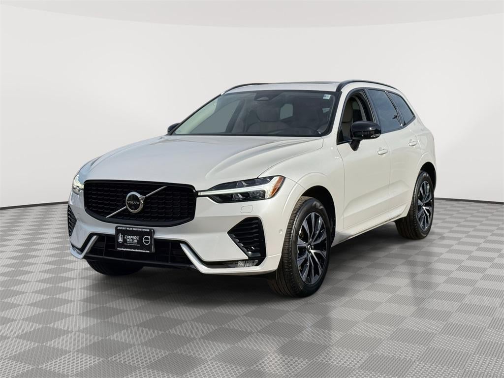2023 Volvo XC60 B5 Plus Dark Theme