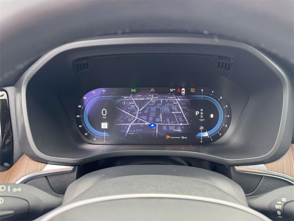 2023 Volvo XC60 B5 Plus Dark Theme