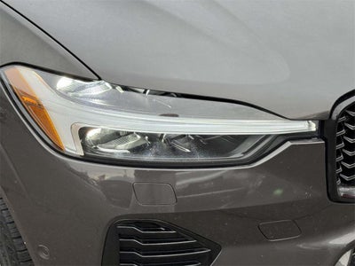 2023 Volvo XC60 B5 Plus Dark Theme