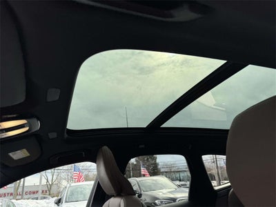 2023 Volvo XC60 B5 Plus Dark Theme