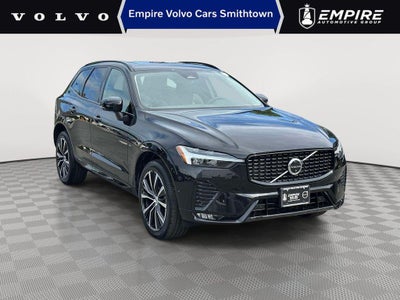 2023 Volvo XC60 B5 Plus Dark Theme