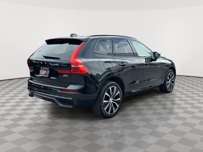 2023 Volvo XC60 B5 Plus Dark Theme