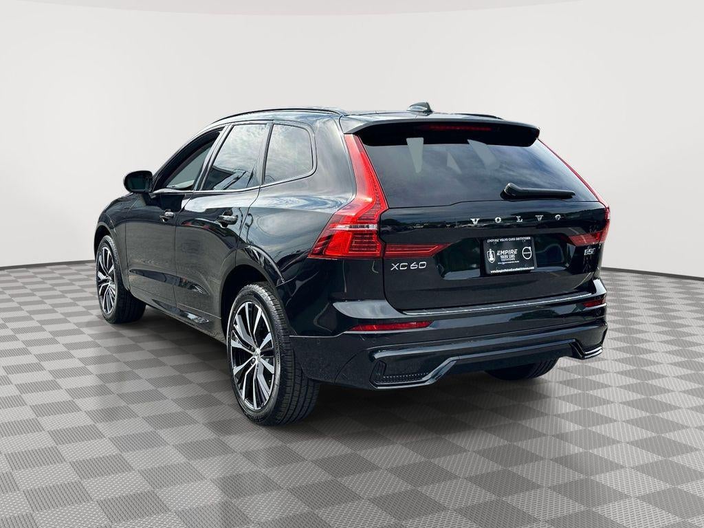 2023 Volvo XC60 B5 Plus Dark Theme