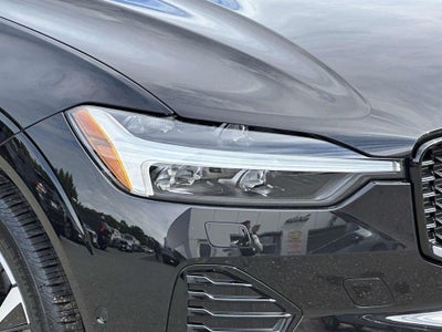 2023 Volvo XC60 B5 Plus Dark Theme