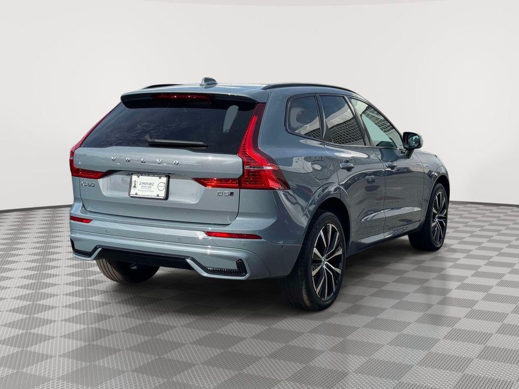 2023 Volvo XC60 B5 Plus Dark Theme