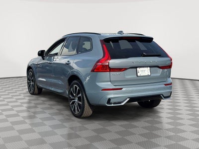 2023 Volvo XC60 B5 Plus Dark Theme